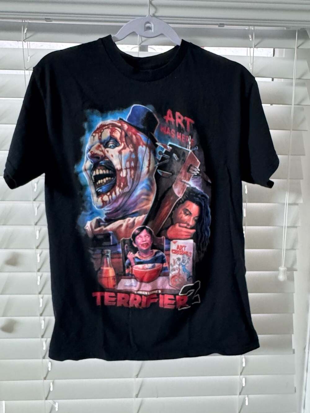 Terror Threads Terrifier 2 Art Was Here Art the Clown Graphic T-Shirt Size M